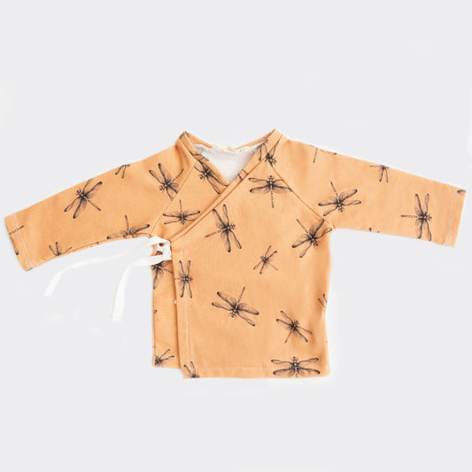 Primera Puesta Bebé Libélulas Tierra